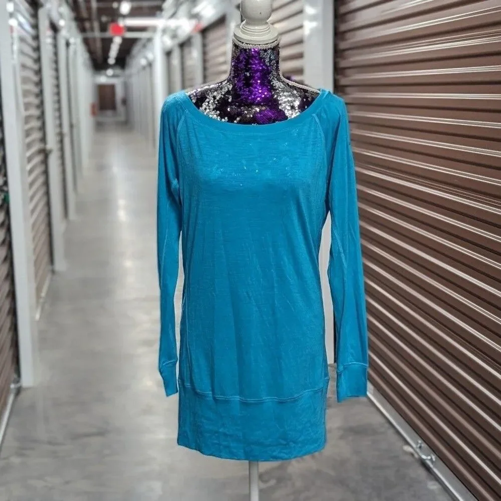 Nike Women's Small Blue DriFit Long Sleeve Tunic Shirt‎ Normcore Athleisure